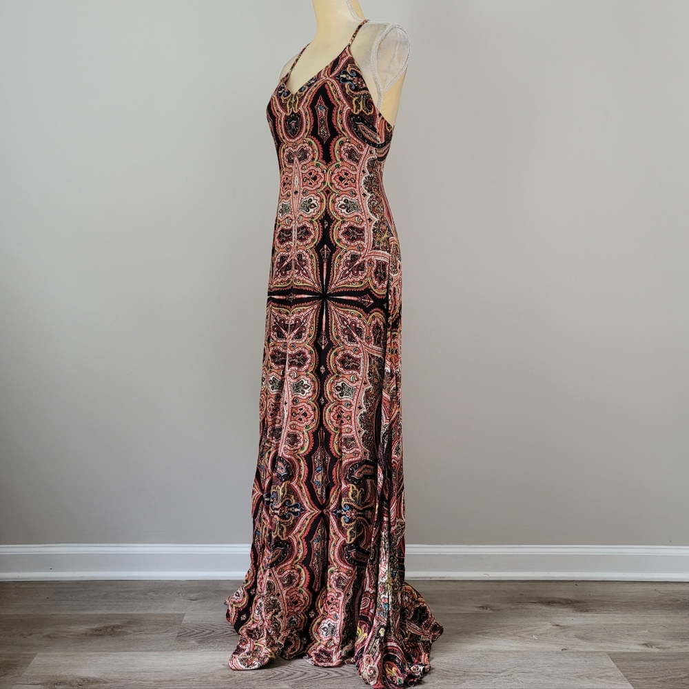 ALICE & OLIVIA Size 4 Alves Paisley Scarf Print V-Neckline Cross Back Maxi Dress - Picture 7 of 8